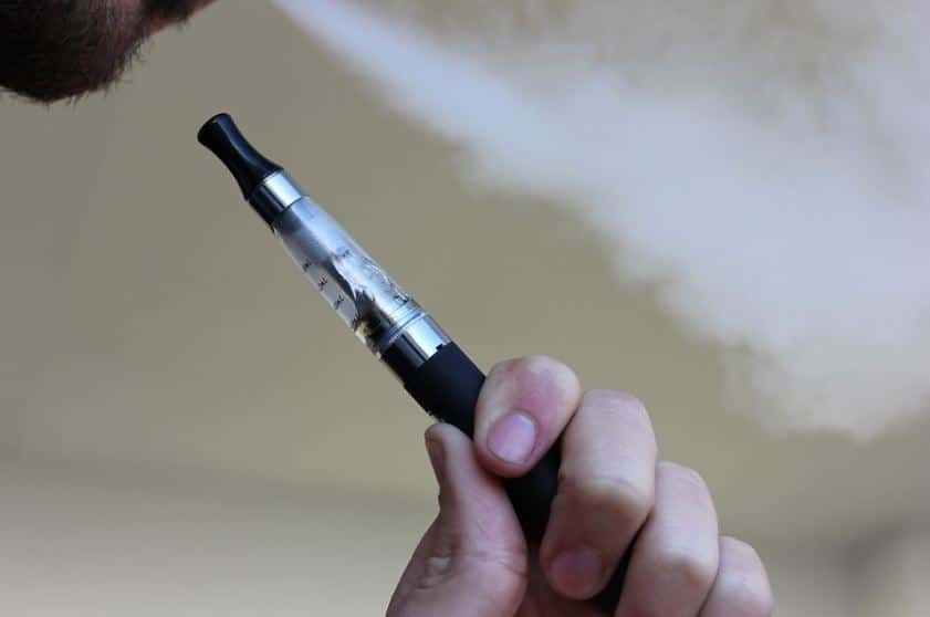 cigarette électronique serait 5 à 15 fois plus cancérigène que le tabac