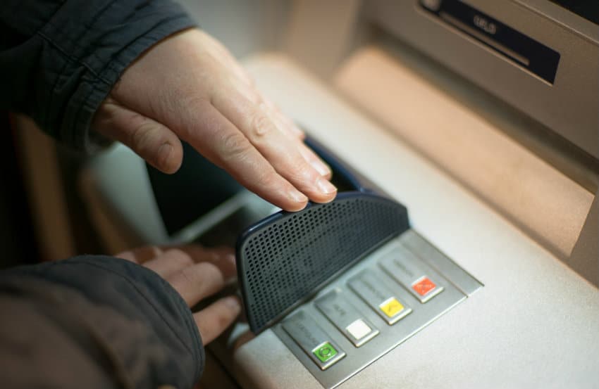 nouveau piratage des distributeurs automatiques de billets