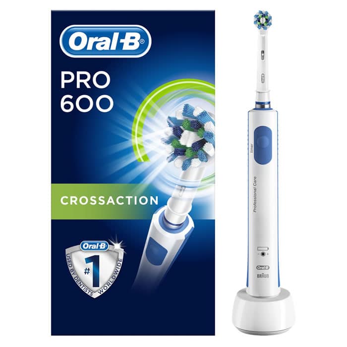 la brosse à dents électrique Oral B, un des produits à -70 % chez Intermarché ! 