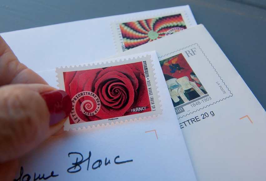 Le timbre rouge coûtera 1,05 € et le timbre vers 0,88 € en 2019