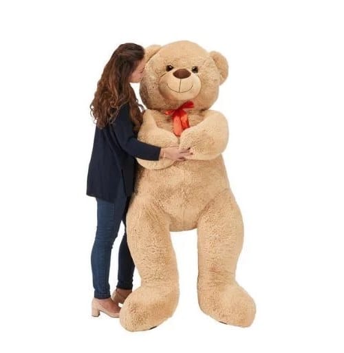 Peluche géante (175 cm) ours, chien ou singe à 45 € chez Carrefour