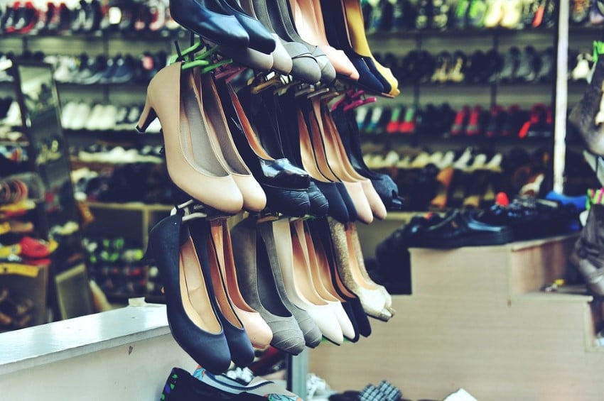 Pourquoi les magasins de chaussures souhaitent réduire leurs rabais ?
