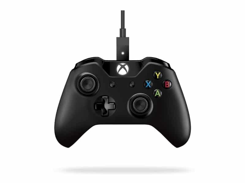 Manette Microsoft Xbox One sans fil + câble à 39,99 € sur Amazon