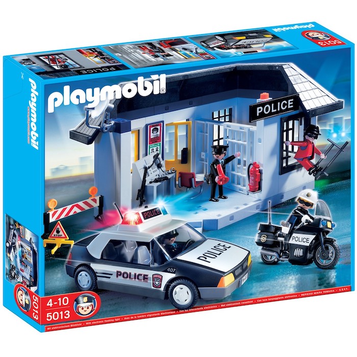 Commissariat et véhicules de police Playmobil à 41,94 € via remise fidélité chez Carrefour
