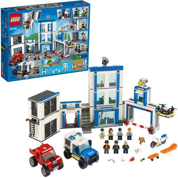 Coffret LEGO Le Commissariat de Police à 49,99 € sur Cdiscount